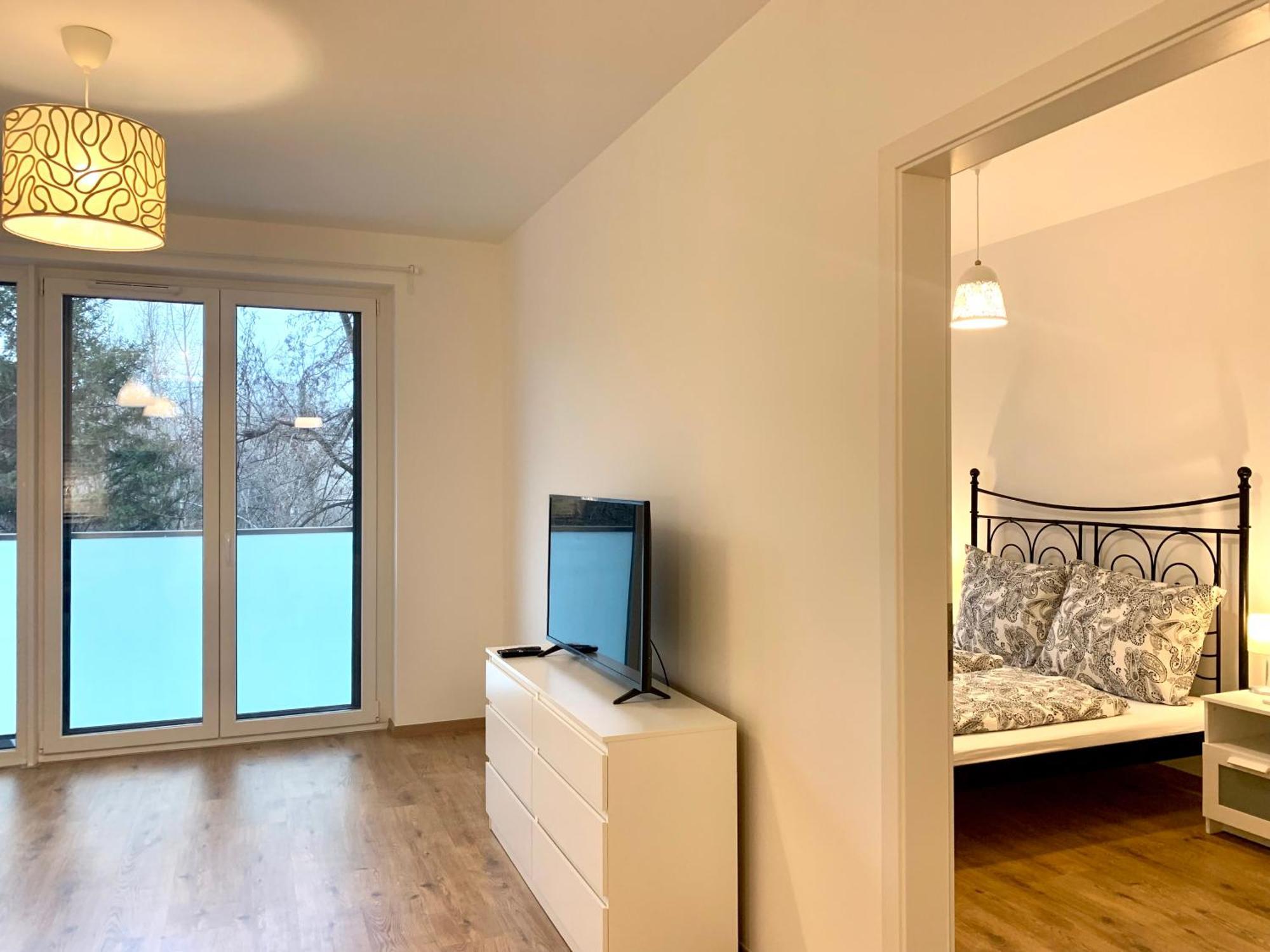 Westside Residence Apartment - Modern & Peaceful - Free Garage! Budapest Bagian luar foto